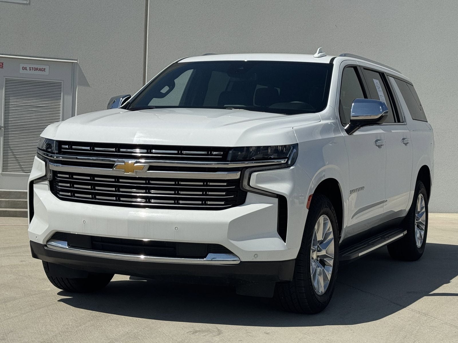 2023 Chevrolet Suburban Premier