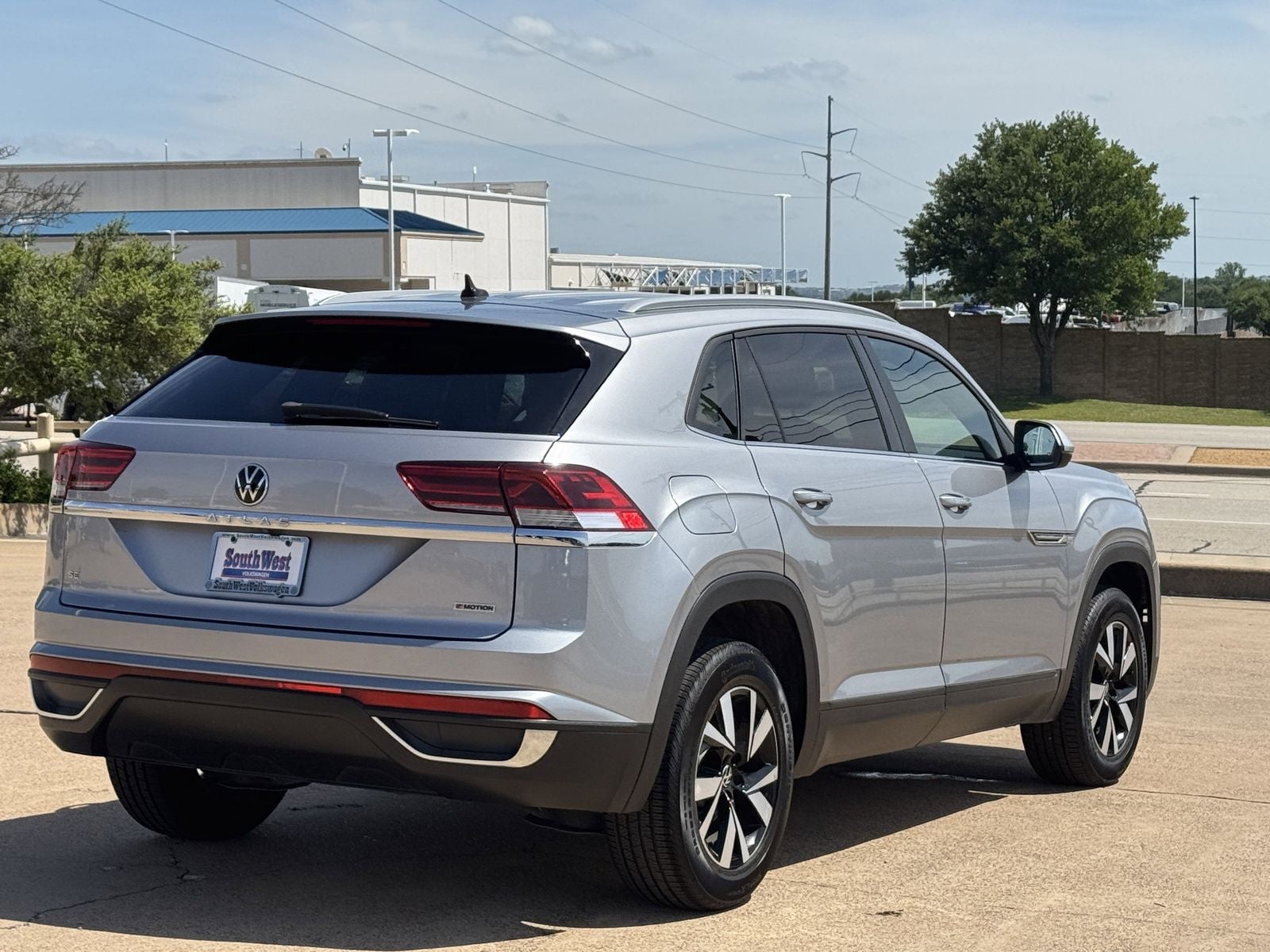 2020 Volkswagen Atlas Cross Sport 2.0T SE 4Motion
