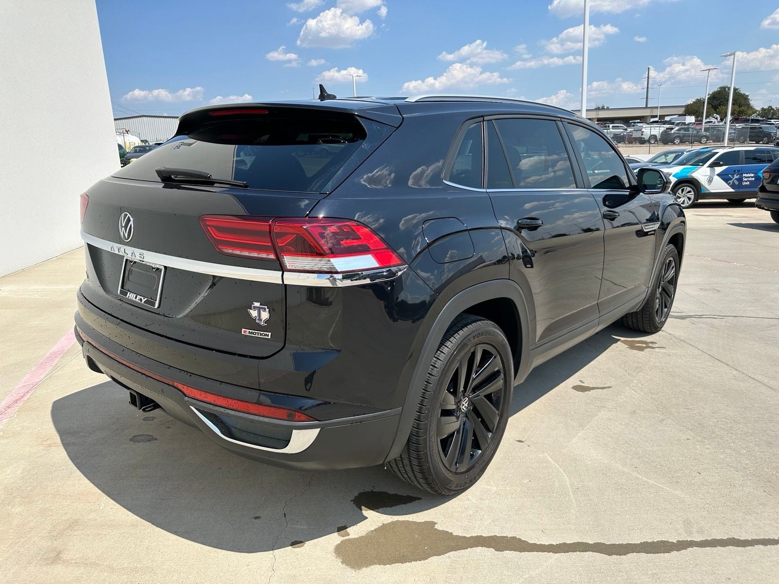 2022 Volkswagen Atlas Cross Sport 3.6L V6 SE w/Technology