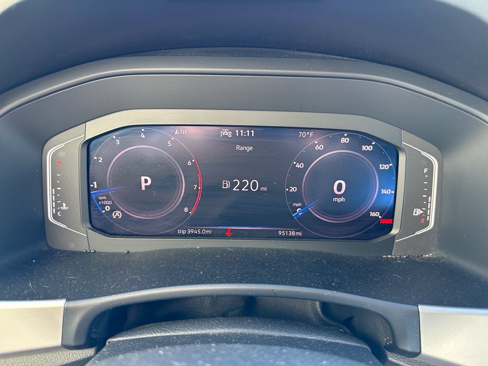2023 Volkswagen Atlas Cross Sport 2.0T SE w/Technology