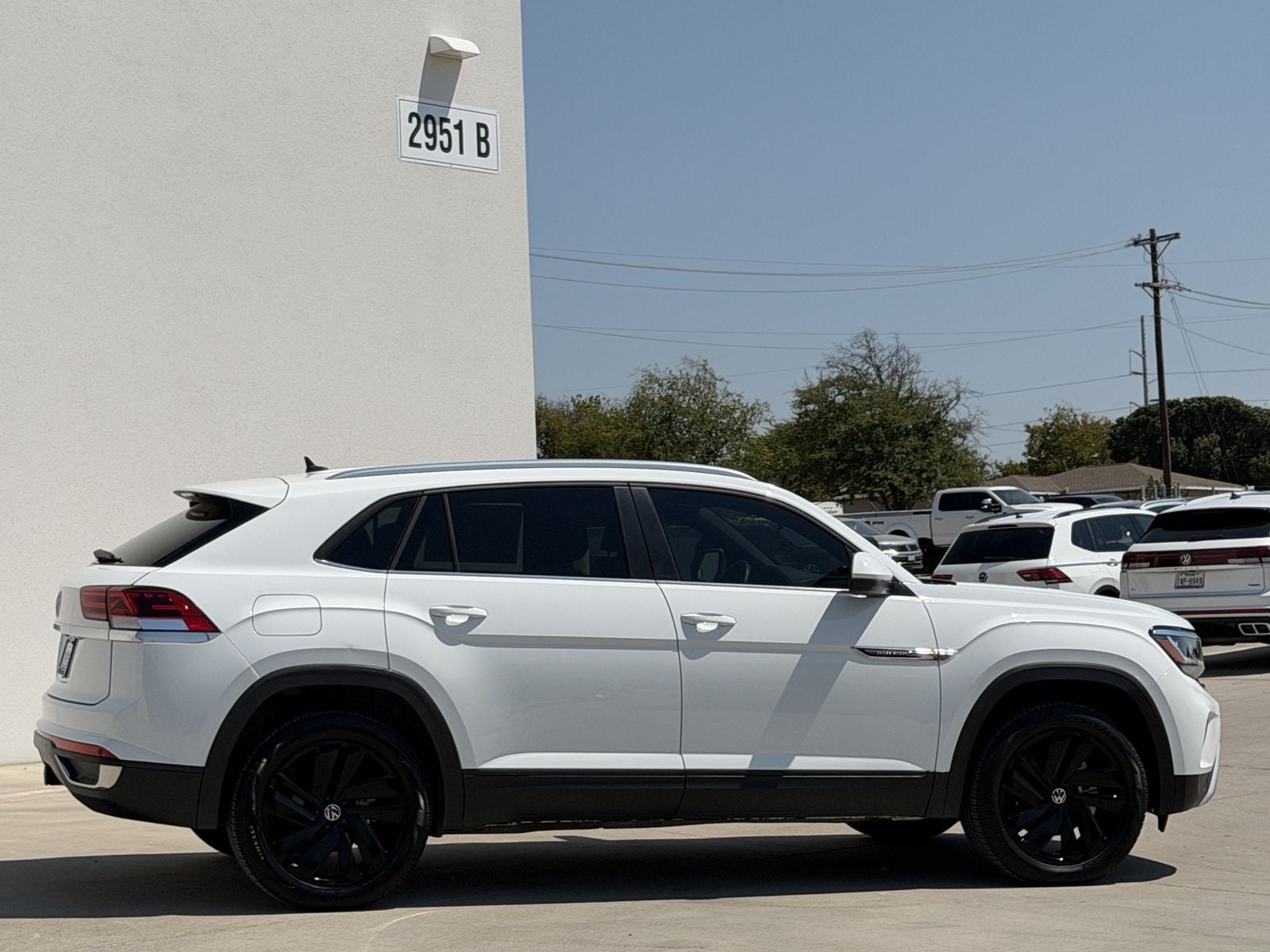 2023 Volkswagen Atlas Cross Sport 3.6L V6 SE w/Technology