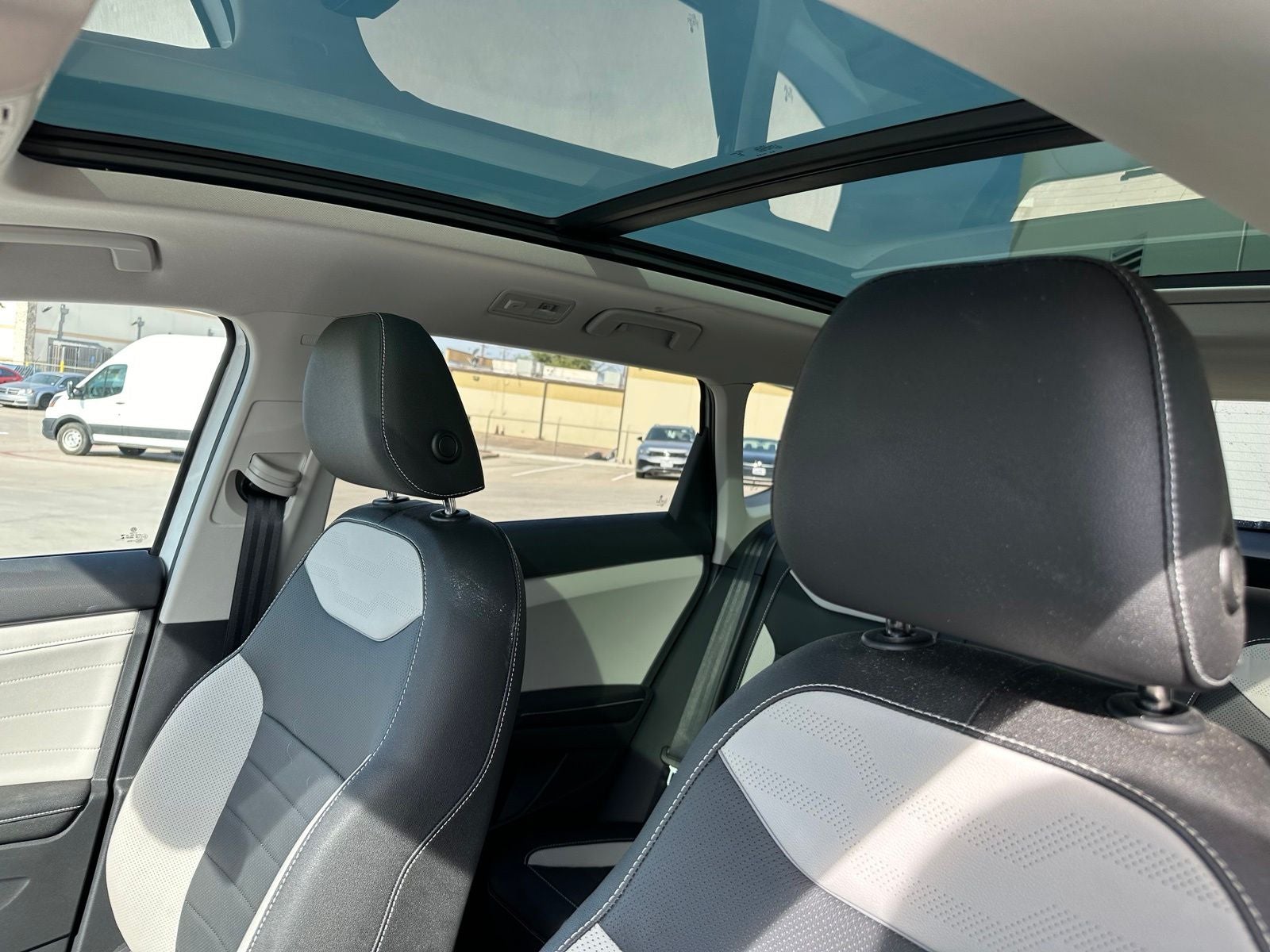 2026 Volkswagen Taos 1.5T SEL