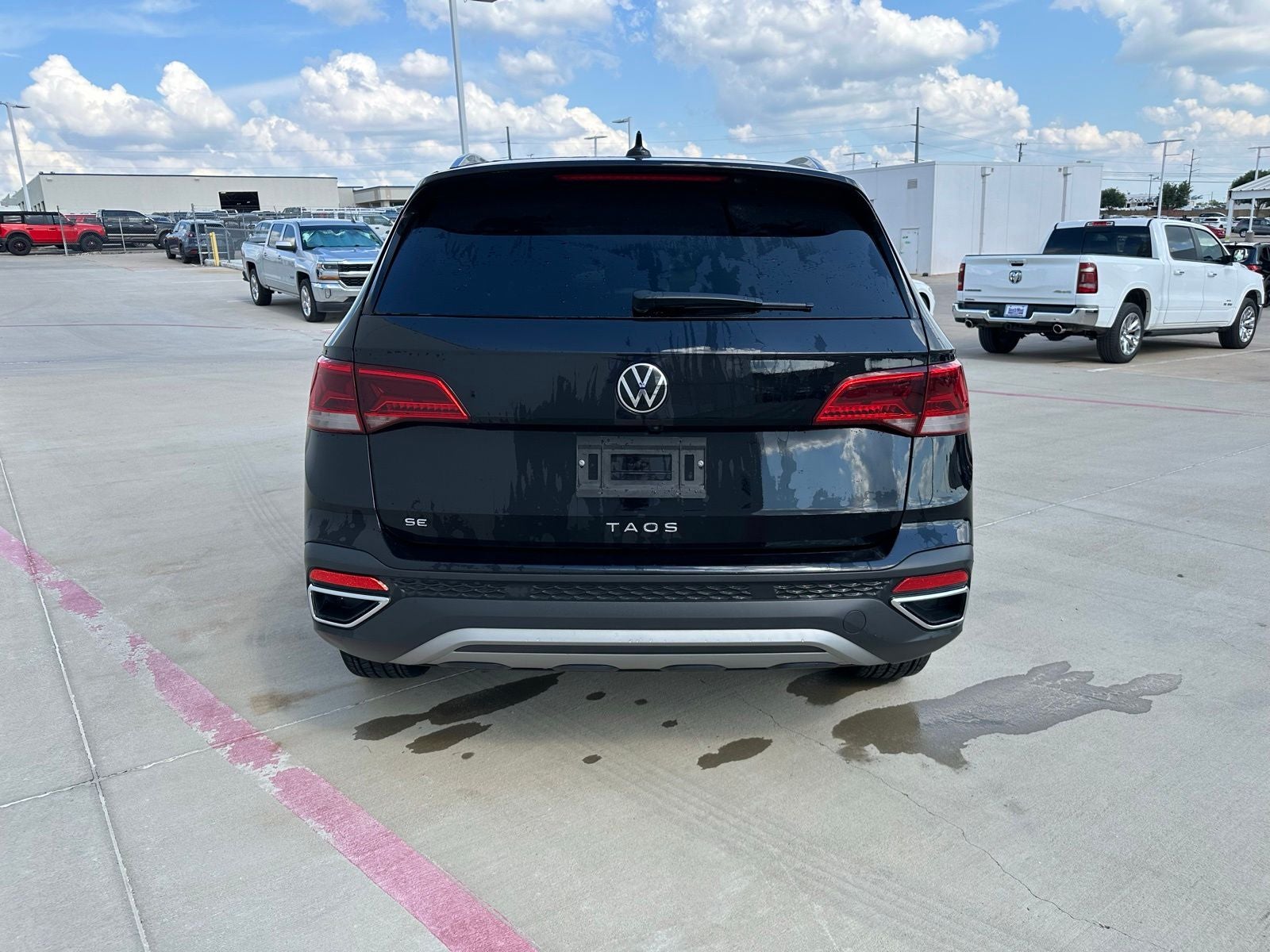 2024 Volkswagen Taos 1.5T SE