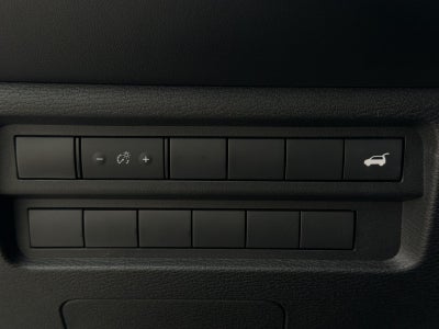 2023 Mitsubishi Outlander Base