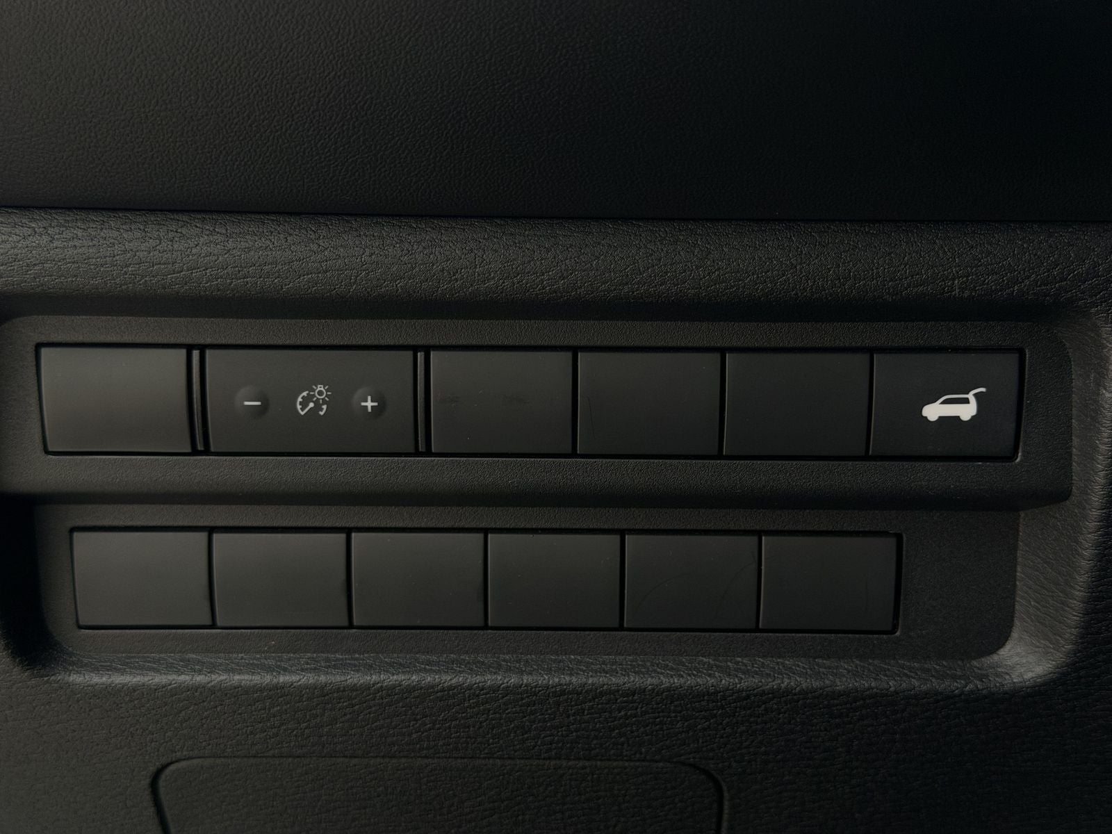 2023 Mitsubishi Outlander Base
