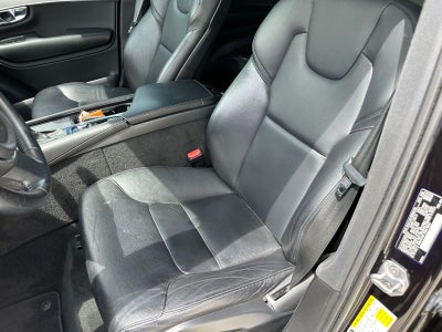 2021 Volvo XC90 T5 Momentum