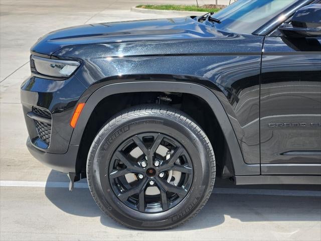 2025 Jeep Grand Cherokee Altitude 4x4