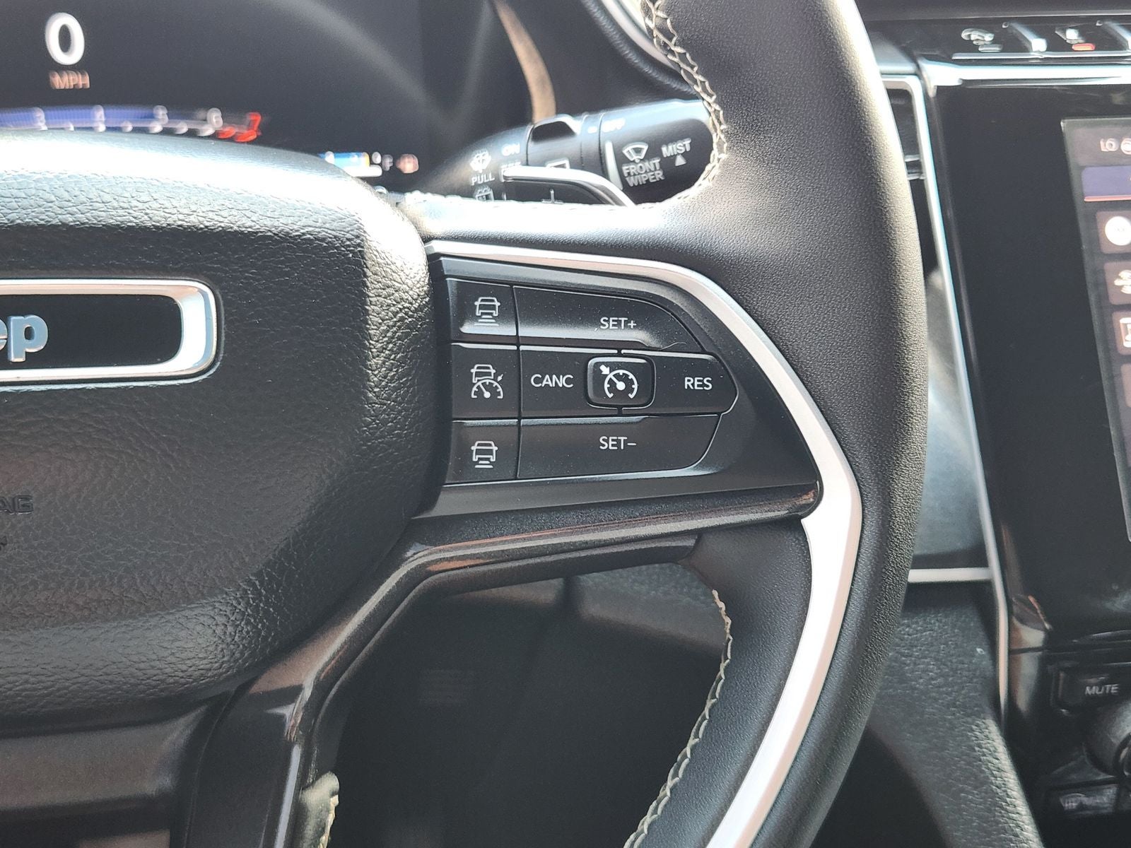 2023 Jeep Grand Cherokee L Altitude 4x4