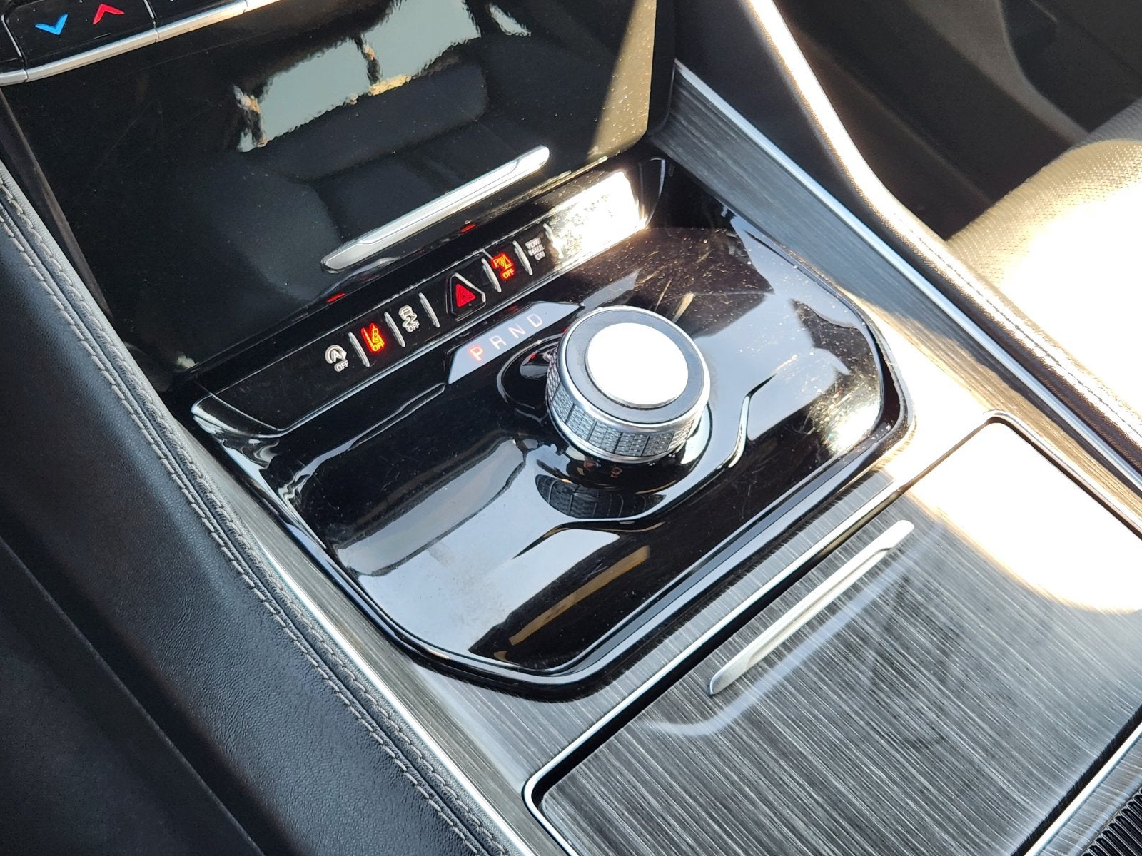 2024 Jeep Wagoneer L Series II 4x2