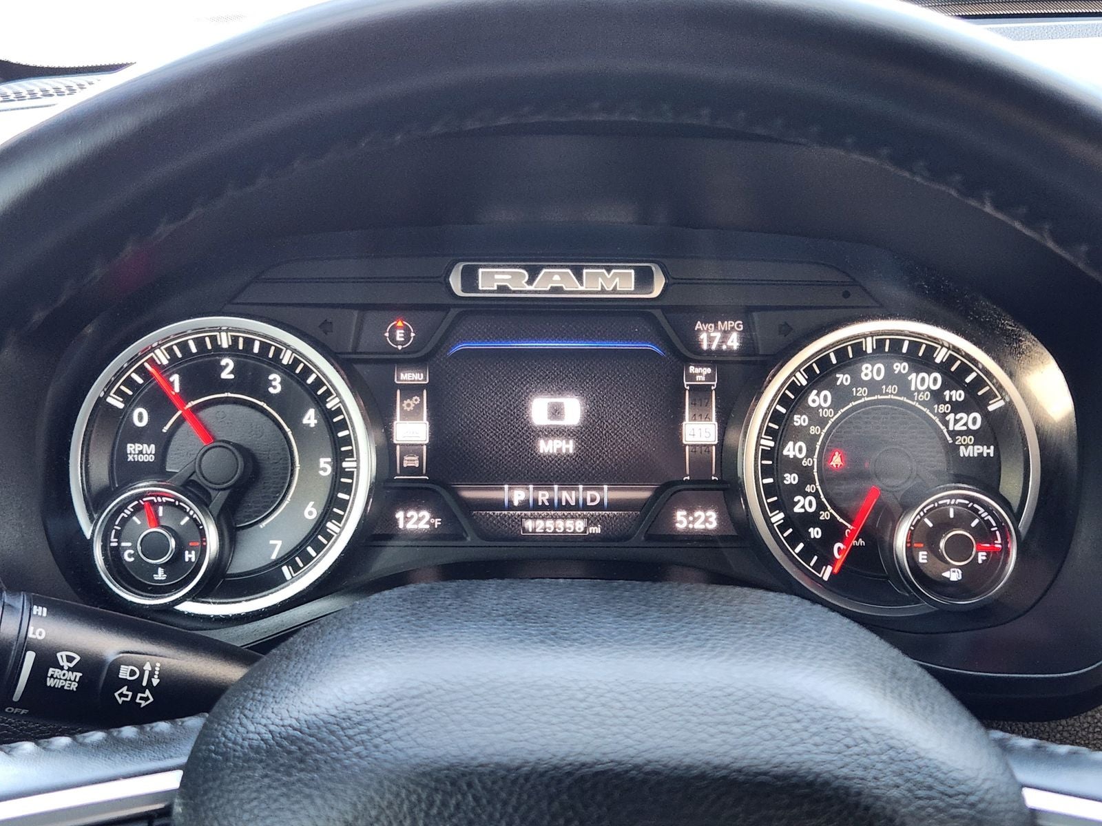 2022 RAM Ram 1500 Laramie Crew Cab 4x2 5'7' Box