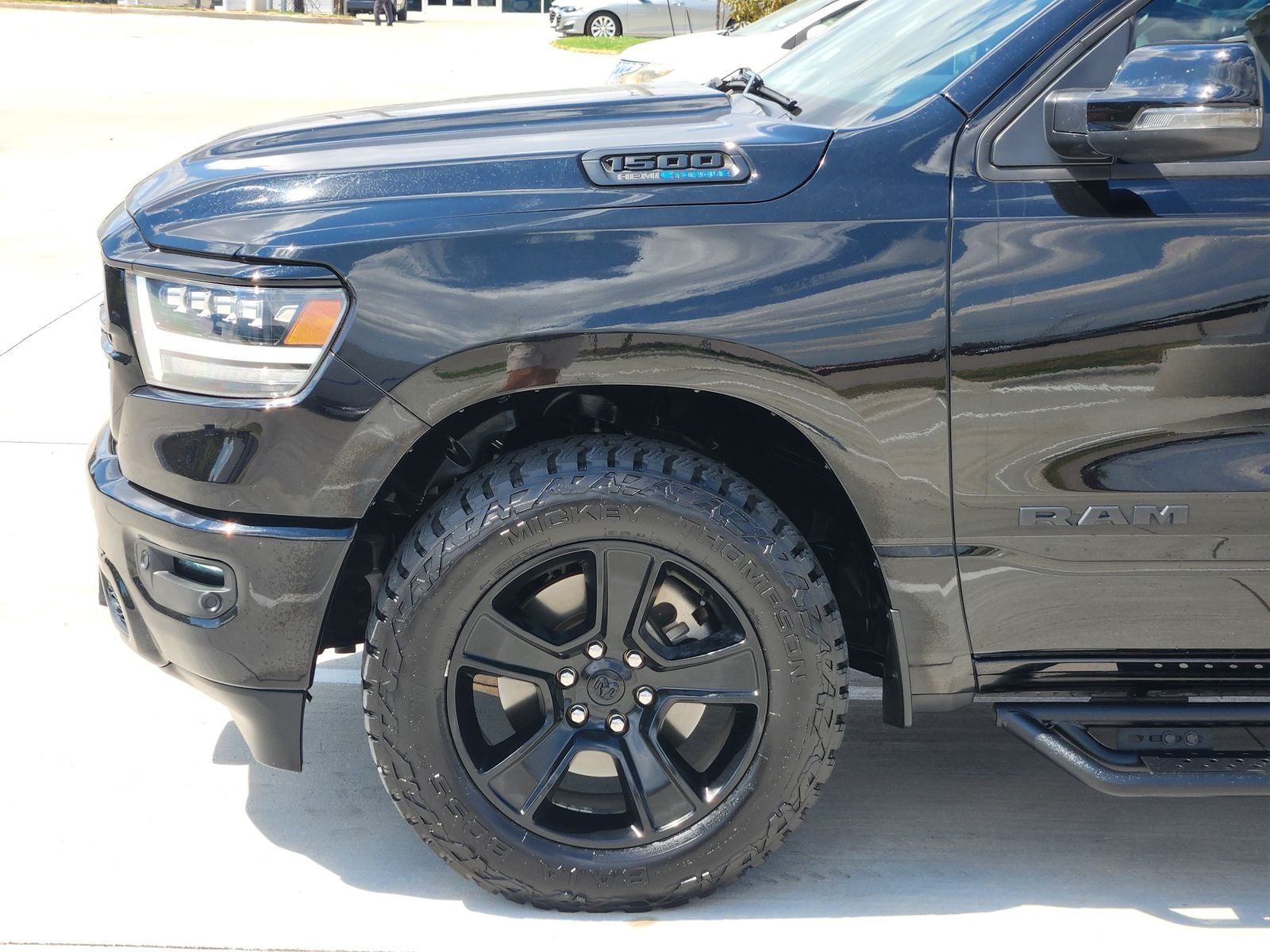 2023 RAM Ram 1500 Lone Star Crew Cab 4x4 5'7' Box
