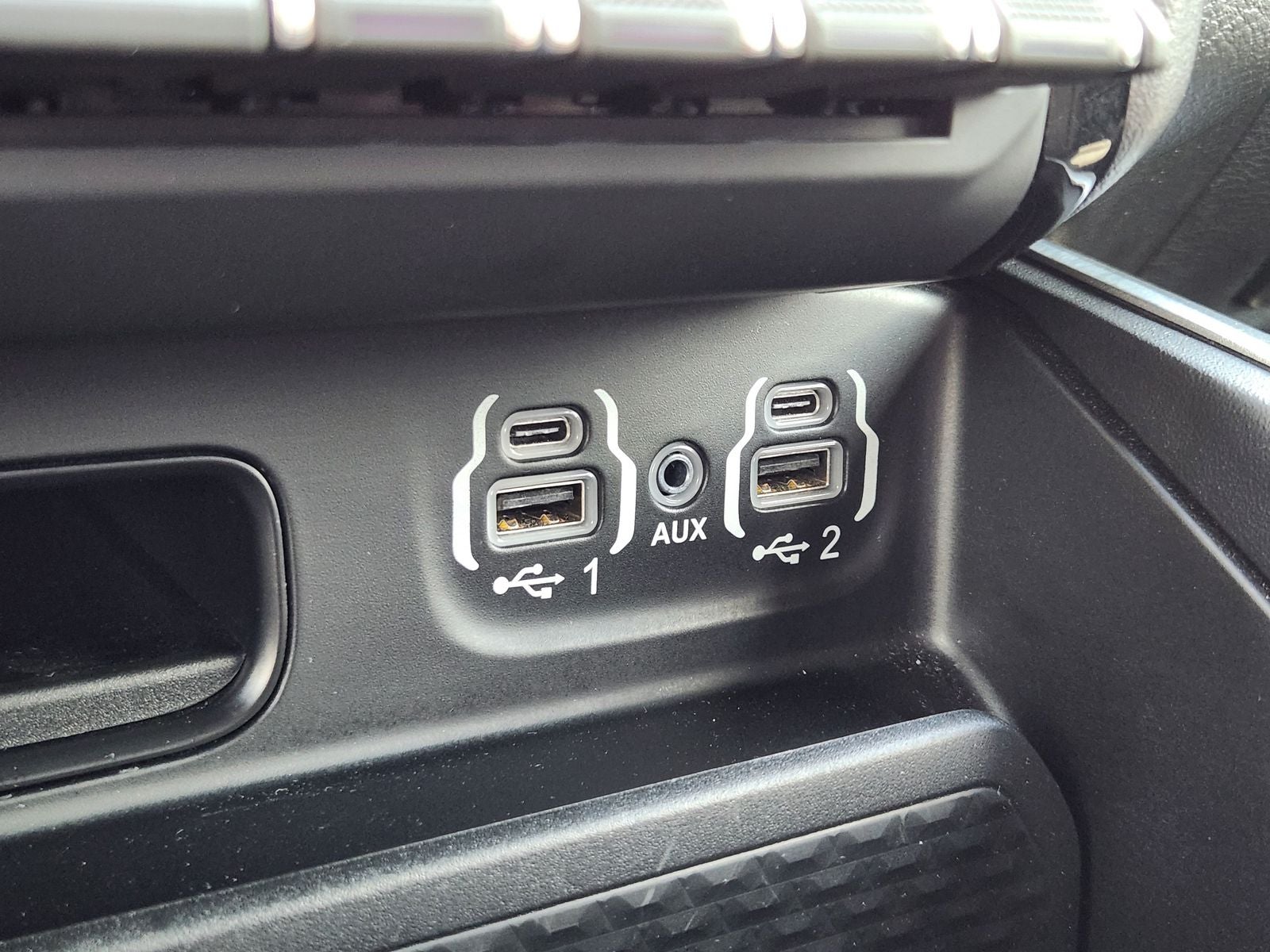 2023 RAM Ram 1500 Lone Star Crew Cab 4x4 5'7' Box