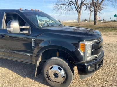 2017 Ford F-350 LARIAT