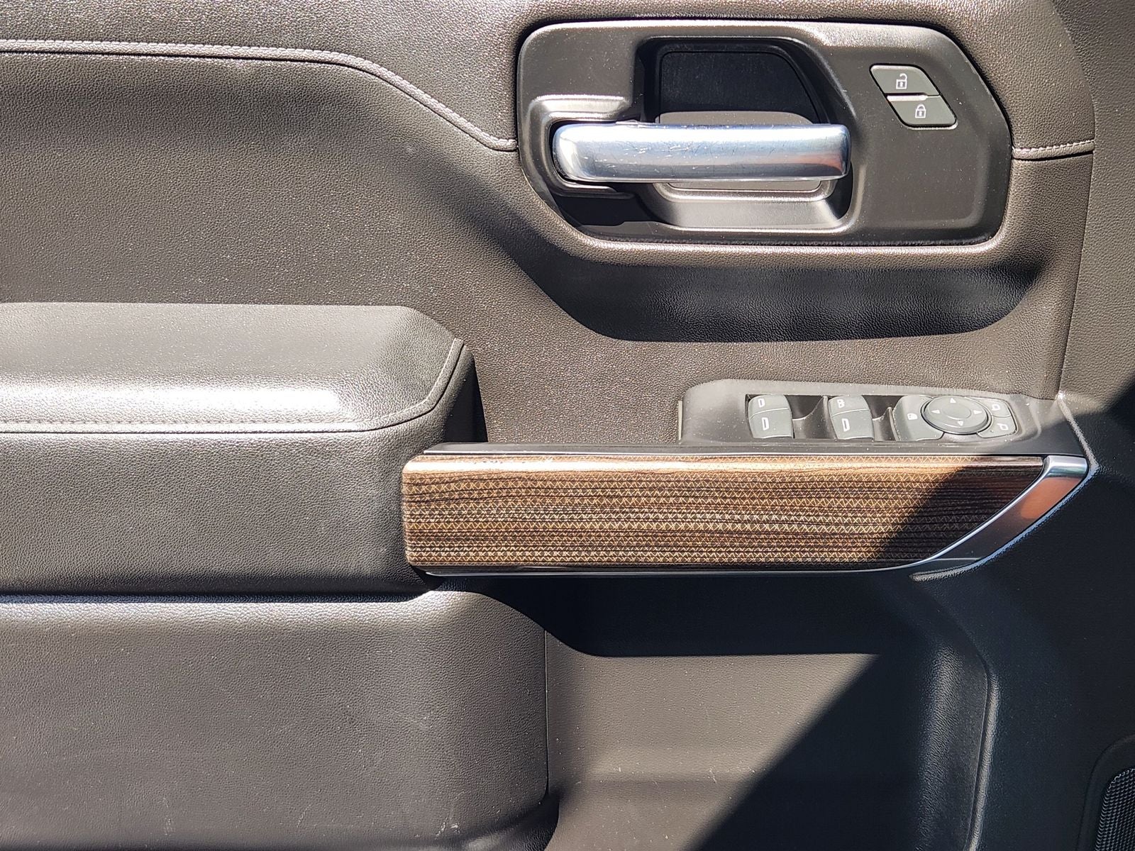 2020 Chevrolet Silverado 1500 2WD Crew Cab Short Bed LT