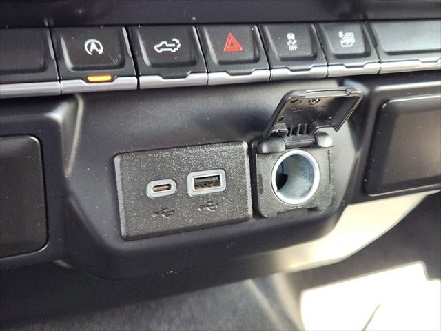 2020 Chevrolet Silverado 1500 2WD Crew Cab Short Bed LT