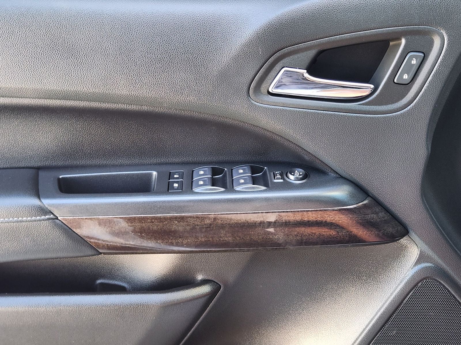2022 GMC Canyon 4WD Crew Cab Short Box Elevation