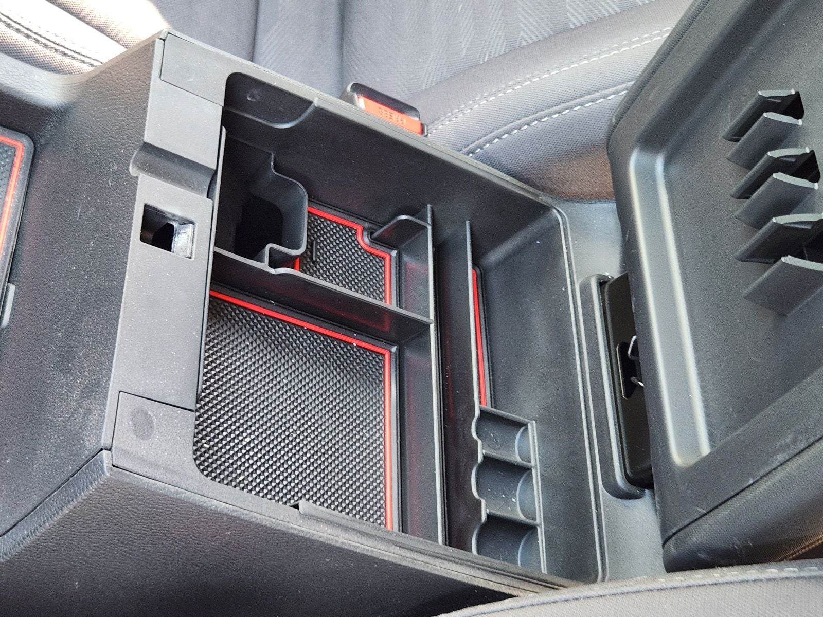 2024 Nissan Frontier Crew Cab SV 4x2