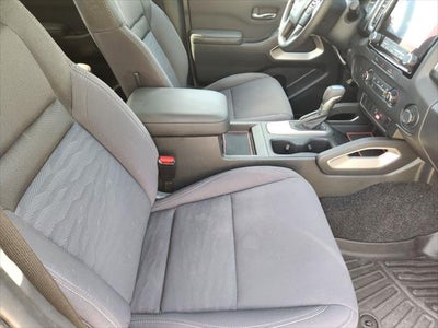 2024 Nissan Frontier Crew Cab SV 4x2