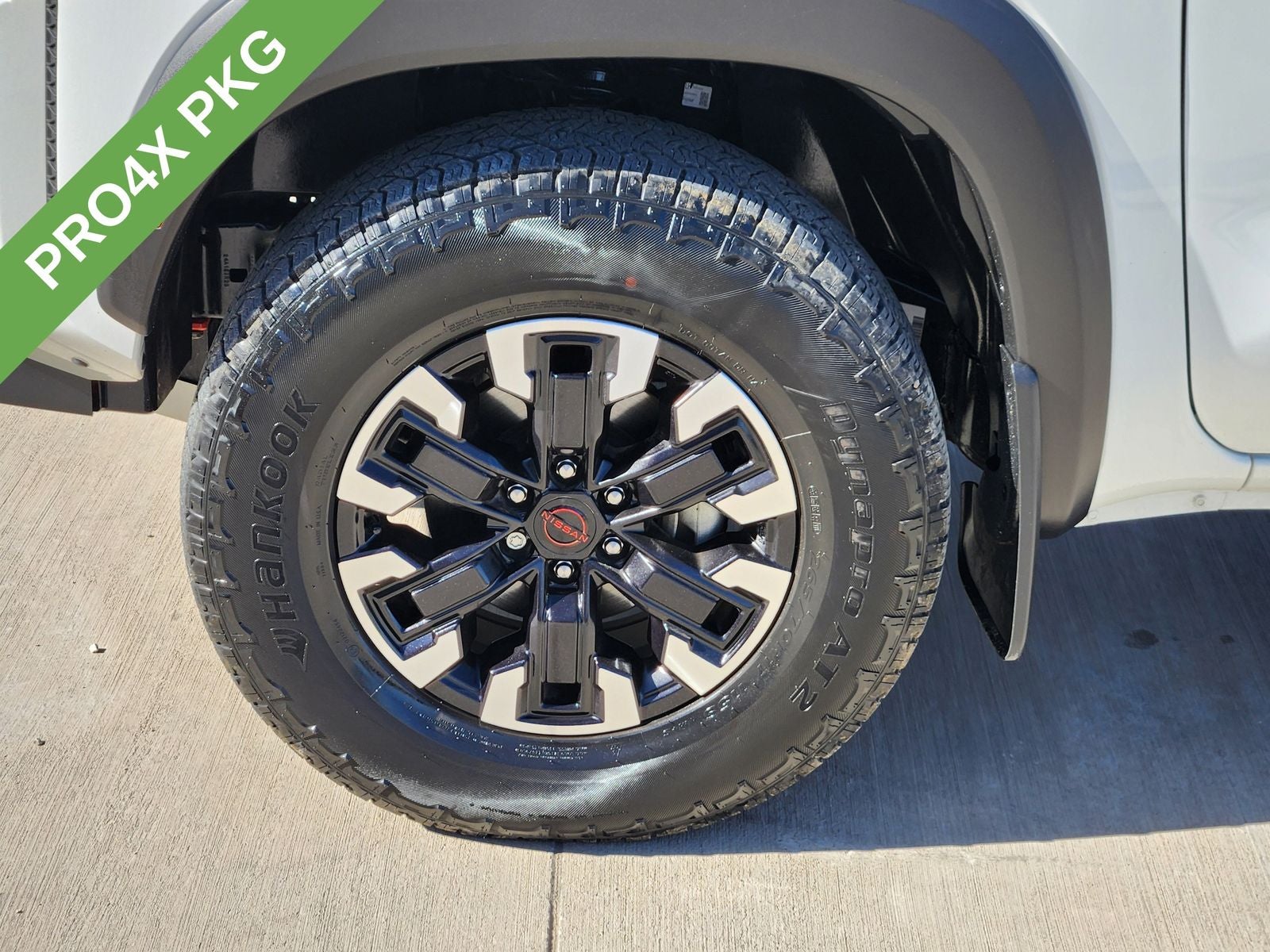 2024 Nissan Frontier Crew Cab PRO-4X 4x4