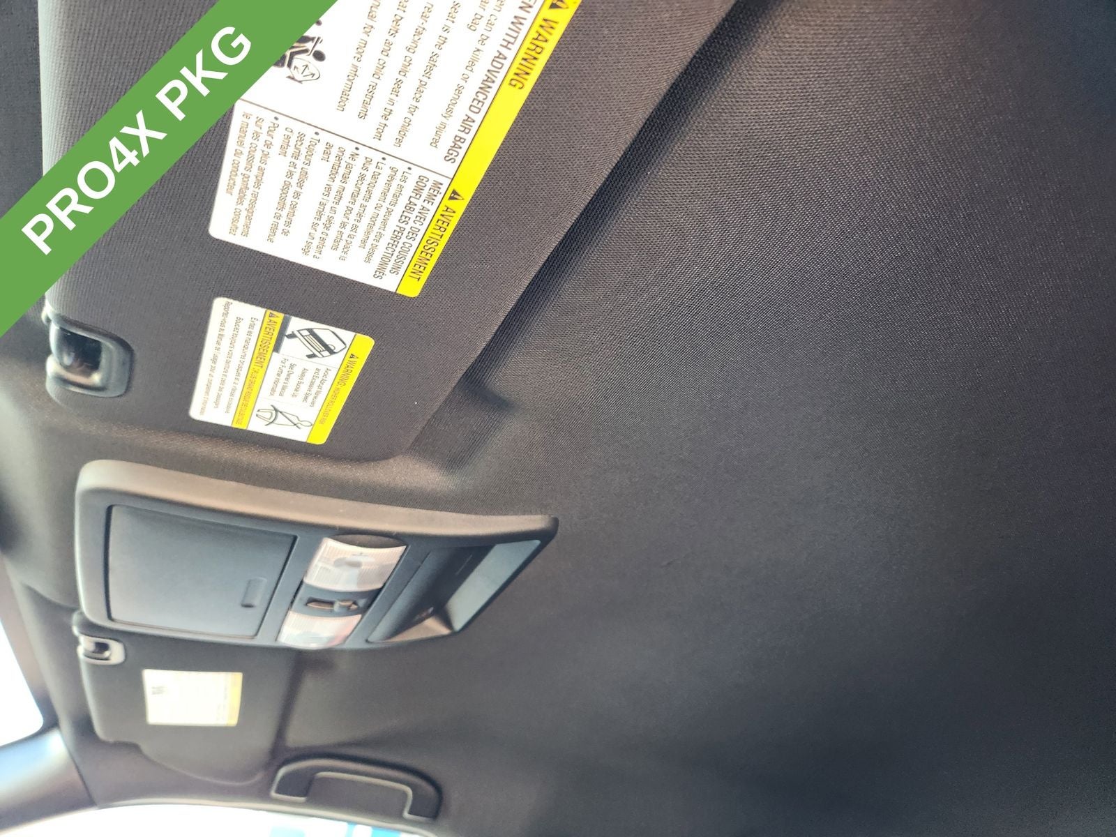 2024 Nissan Frontier Crew Cab PRO-4X 4x4