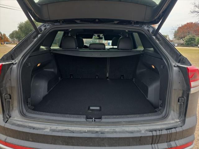 2022 Volkswagen Atlas Cross Sport 3.6L V6 SEL R-Line