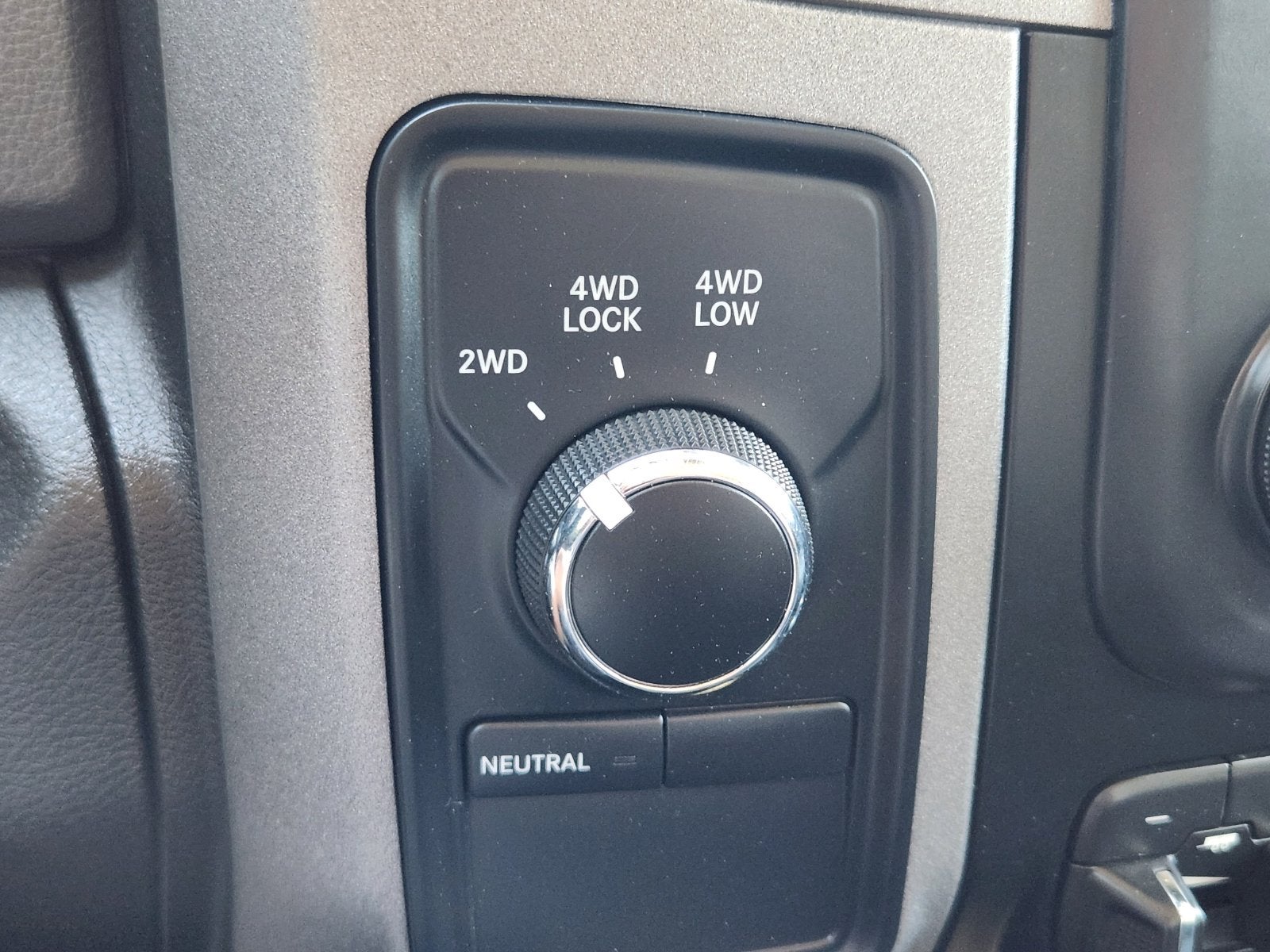 2017 RAM Ram 3500 Tradesman Crew Cab 4x4 8' Box