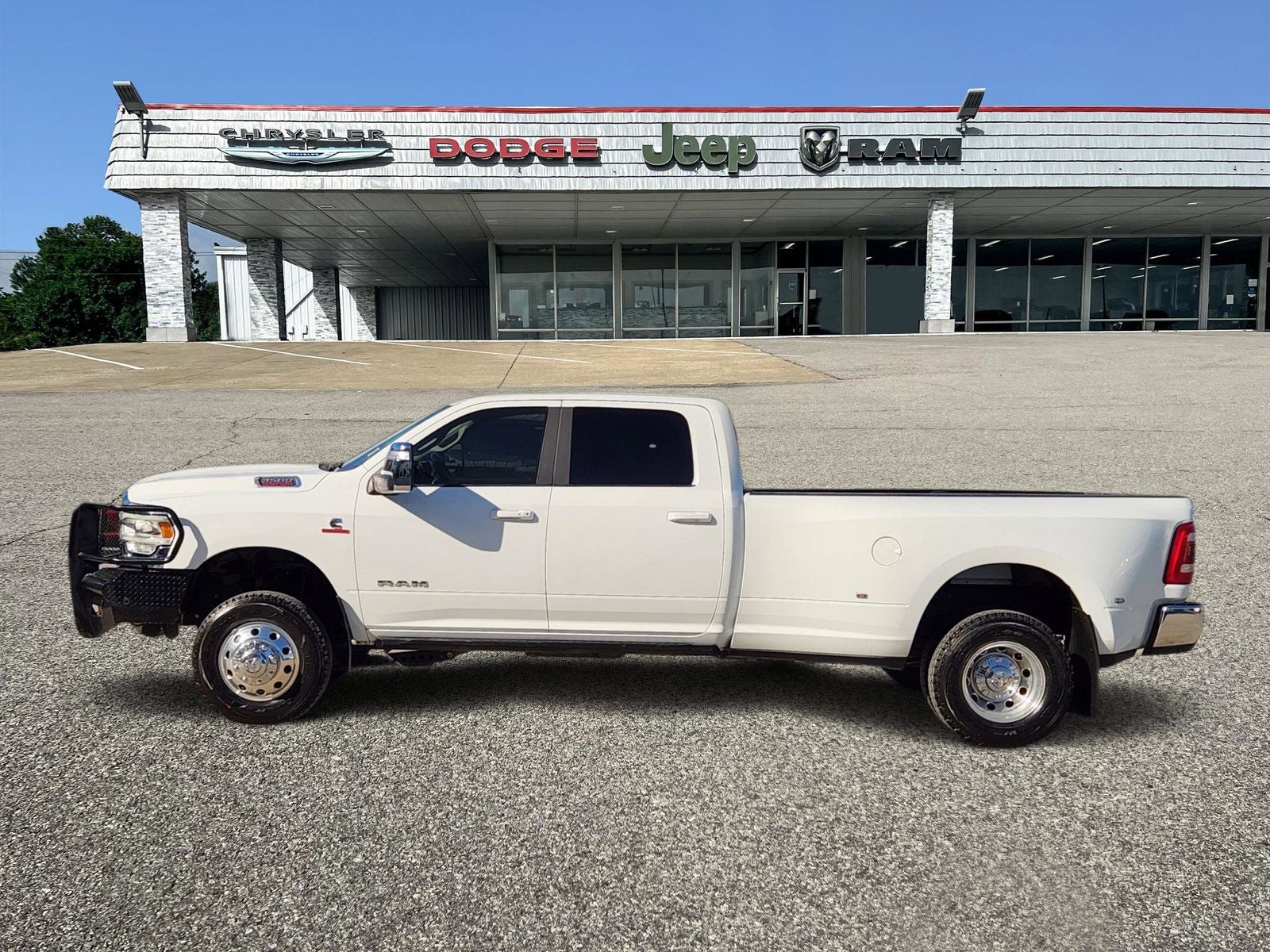 2024 RAM Ram 3500 Laramie Crew Cab 4x4 8' Box