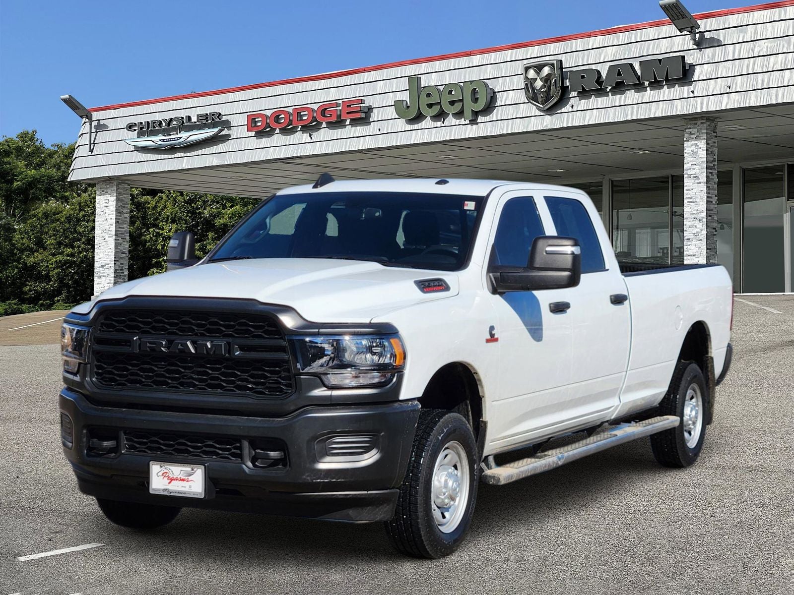2024 RAM Ram 2500 Tradesman Crew Cab 4x4 8' Box
