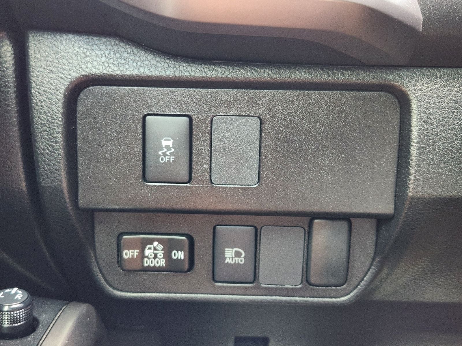 2020 Toyota Tacoma SR5 V6