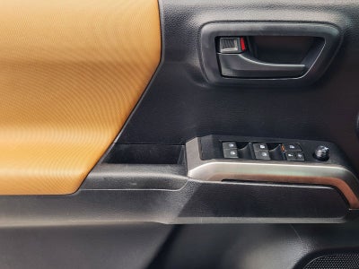 2020 Toyota Tacoma SR5 V6