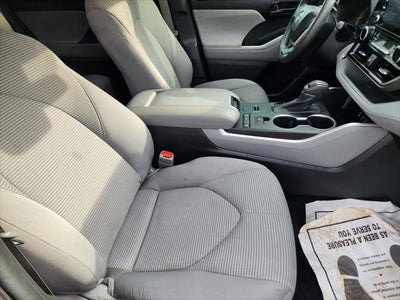 2022 Toyota Highlander L