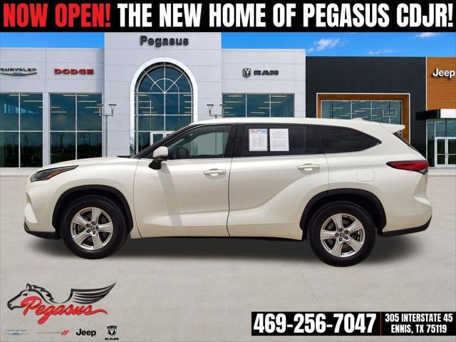2021 Toyota Highlander LE