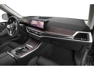 2026 BMW X7 M60i