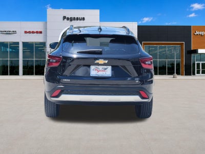 2025 Chevrolet Trax FWD LT
