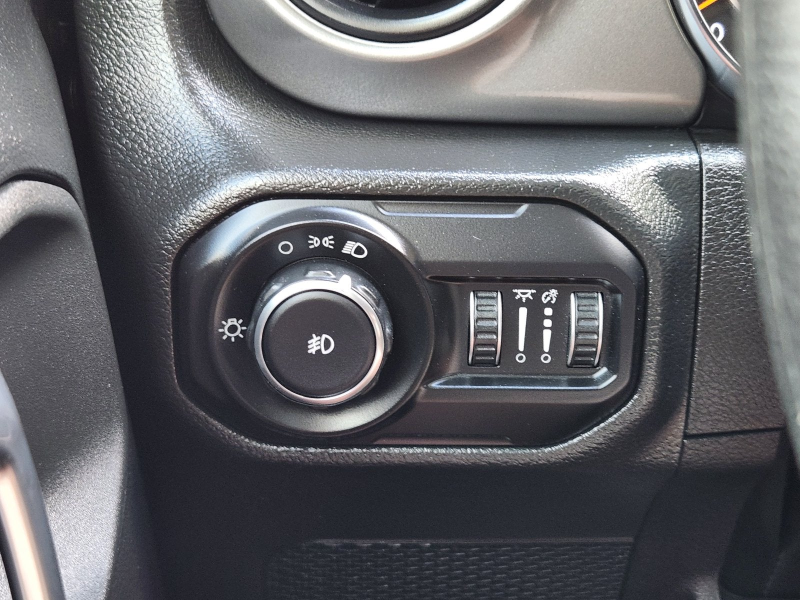 2022 Jeep Wrangler Sport