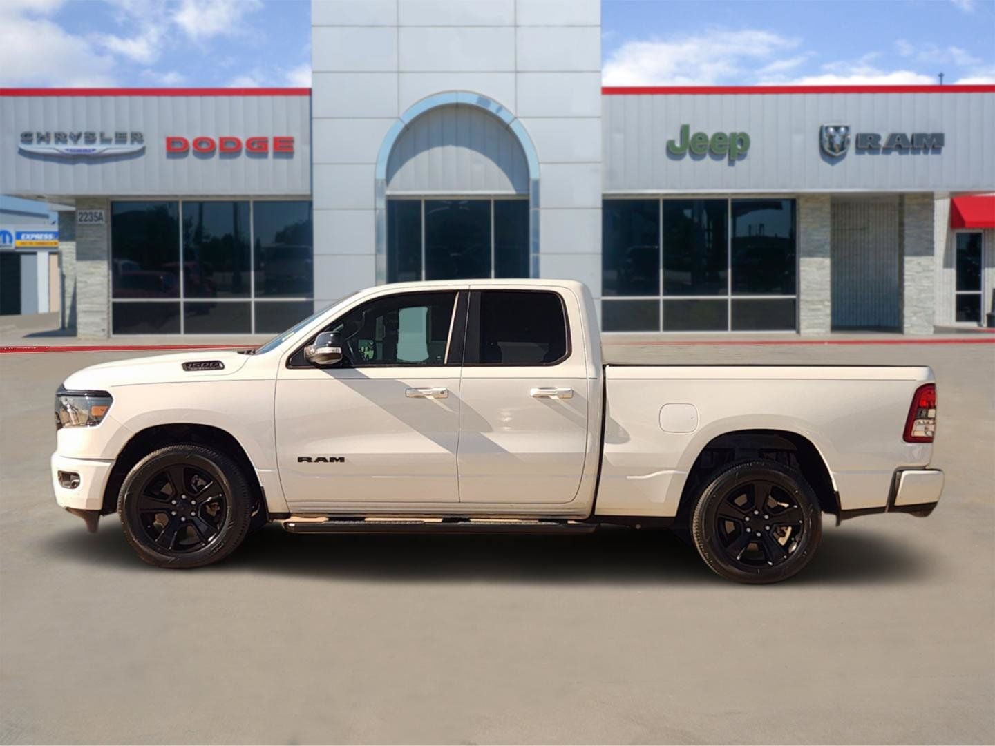 2022 RAM Ram 1500 Lone Star Quad Cab 4x2 6'4' Box