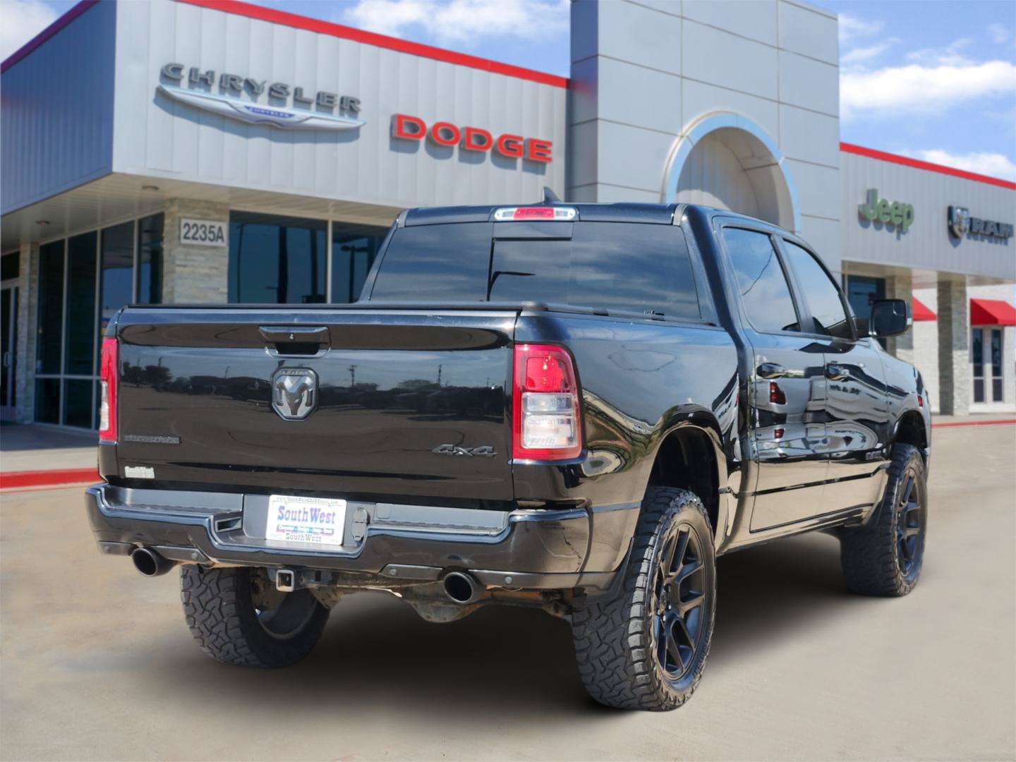 2021 RAM Ram 1500 Big Horn Crew Cab 4x4 5'7' Box