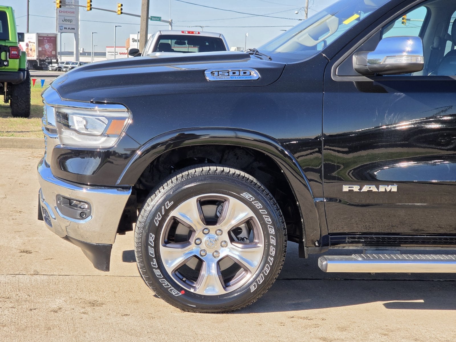 2022 RAM Ram 1500 Laramie Crew Cab 4x4 5'7' Box