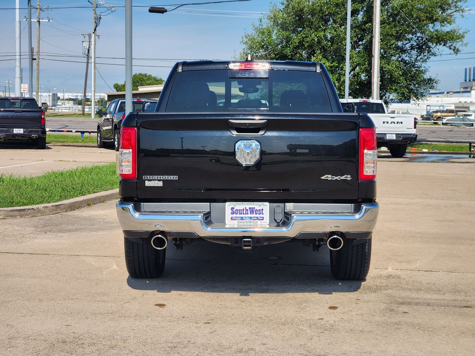 2023 RAM Ram 1500 Big Horn Crew Cab 4x4 6'4' Box