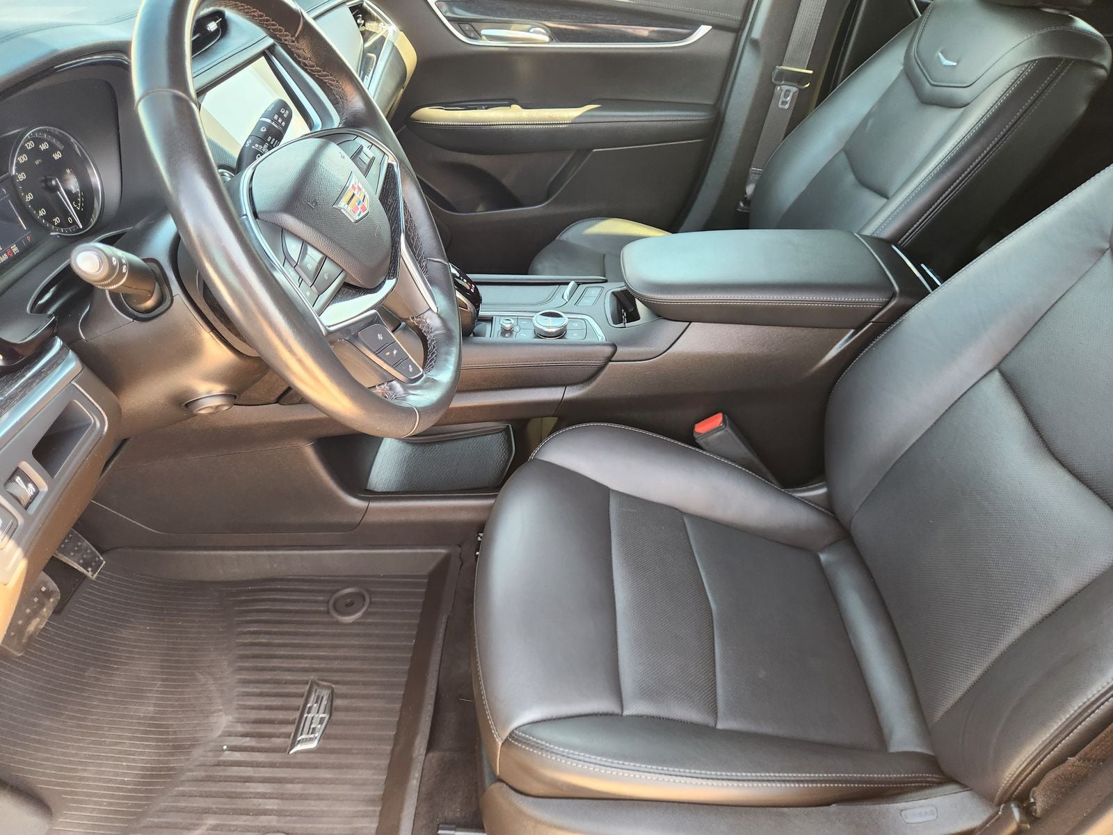 2022 Cadillac XT5 AWD Premium Luxury