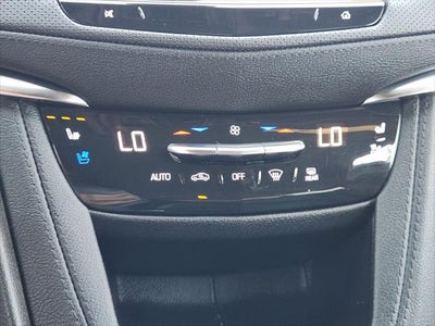 2022 Cadillac XT5 AWD Premium Luxury