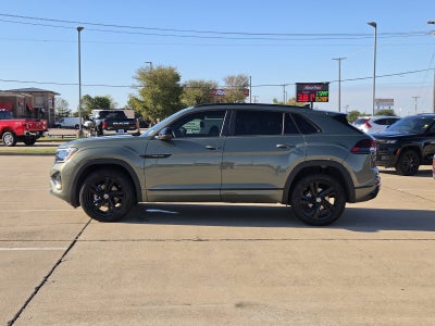 2026 Volkswagen Atlas Cross Sport SEL R-Line Black