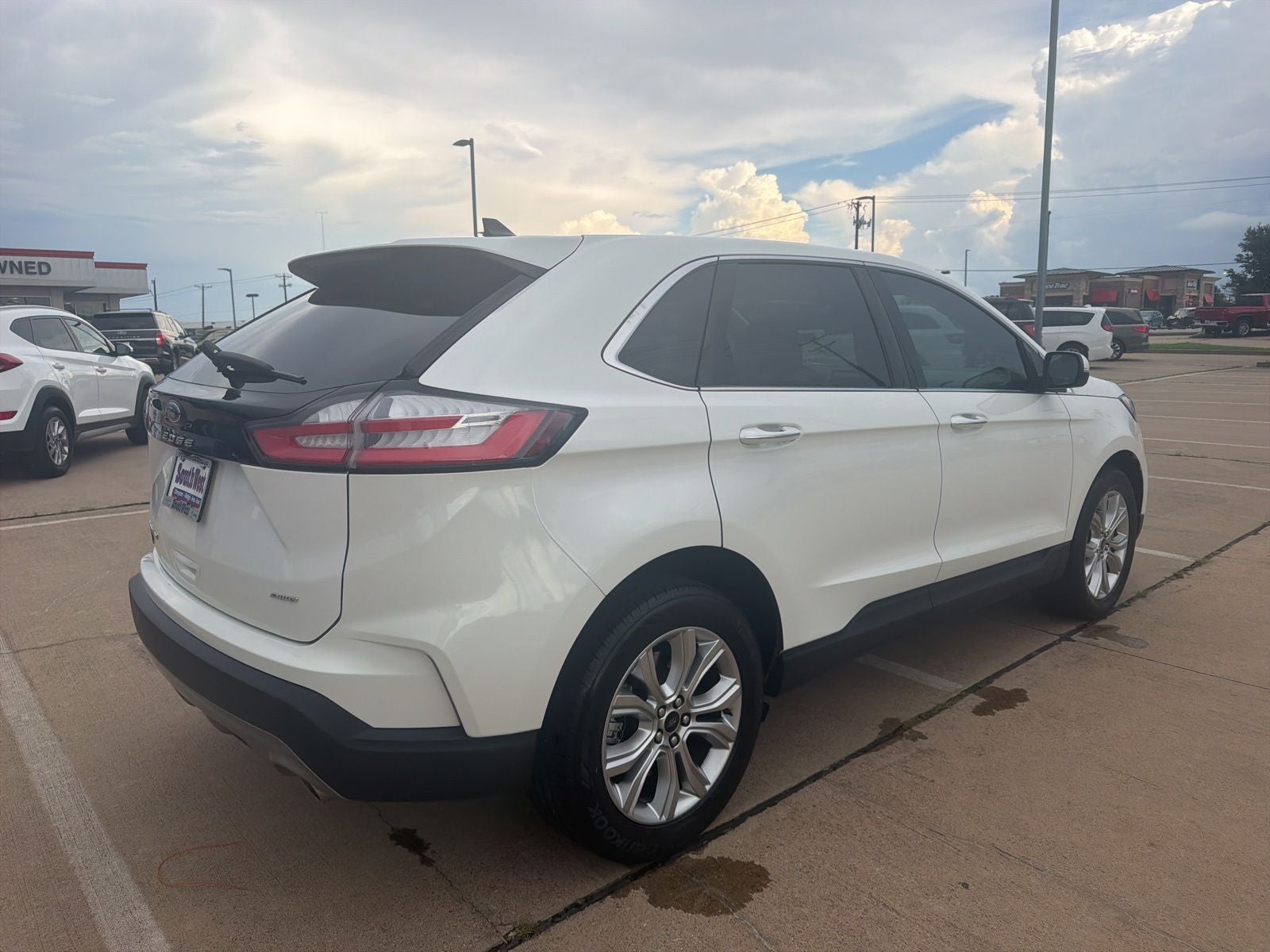 2023 Ford Edge Titanium