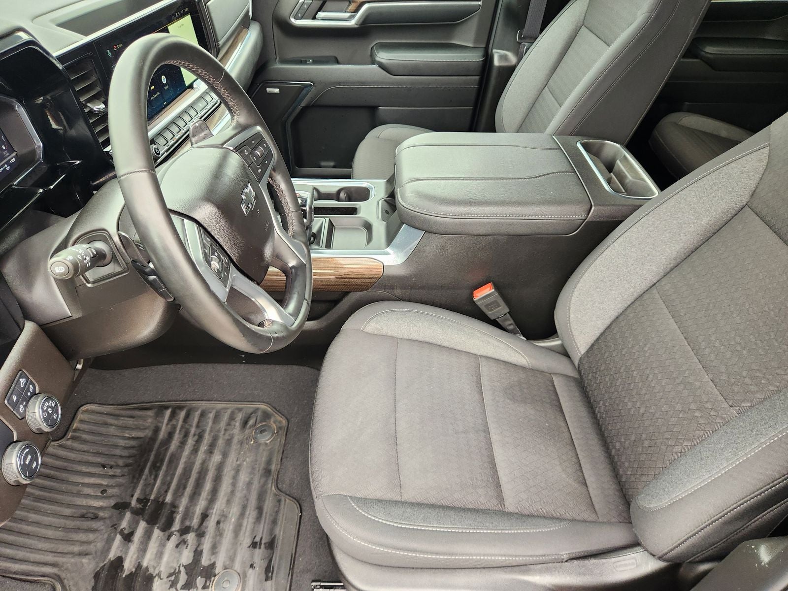 2024 Chevrolet Silverado 1500 2WD Crew Cab Short Bed RST