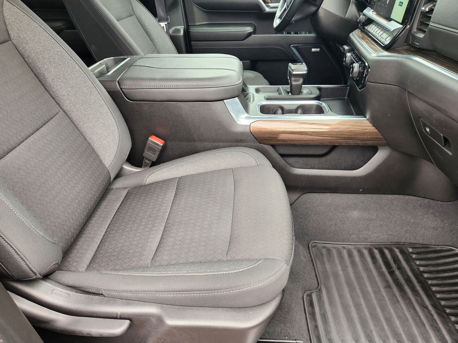 2024 Chevrolet Silverado 1500 2WD Crew Cab Short Bed RST