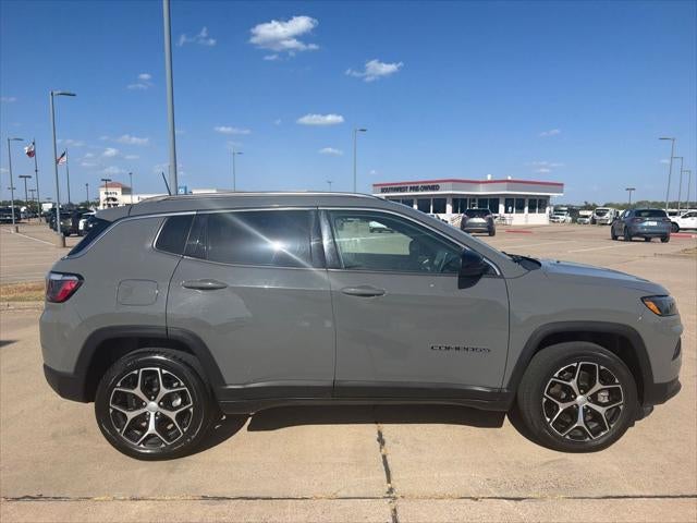2024 Jeep Compass Latitude 4x4