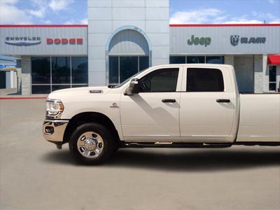 2023 RAM Ram 3500 Tradesman Crew Cab 4x4 8' Box