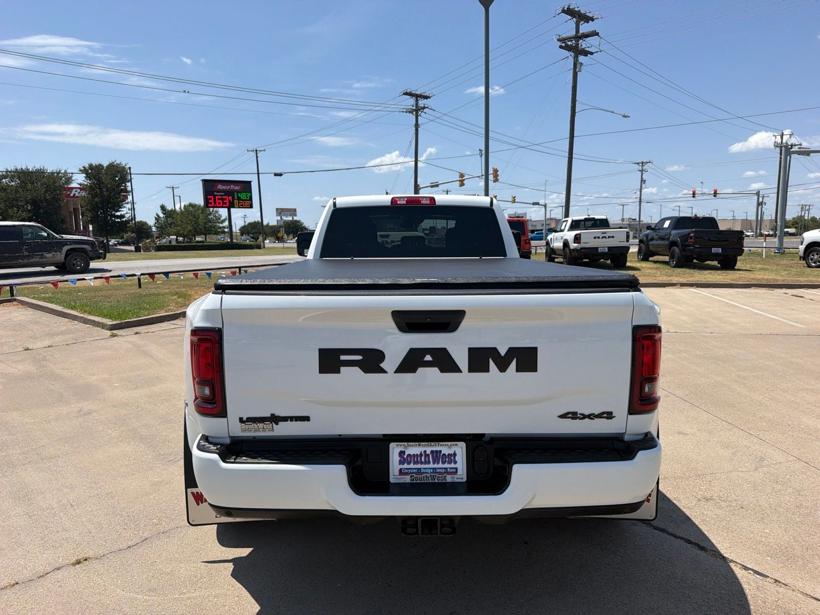 2026 RAM Ram 3500 Lone Star Crew Cab 4x4 8' Box
