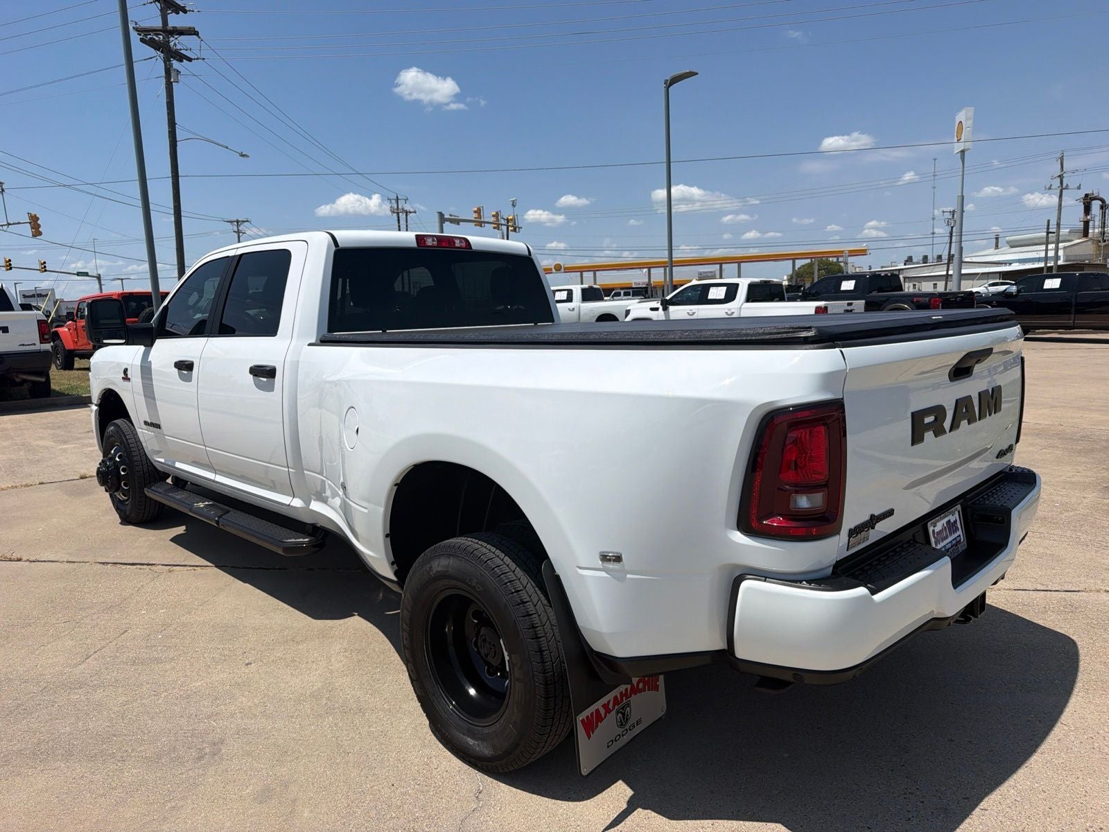 2026 RAM Ram 3500 Lone Star Crew Cab 4x4 8' Box