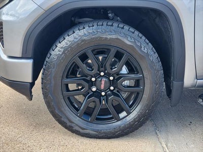 2025 GMC Sierra 1500 4WD Crew Cab Short Box Elevation with 3SB